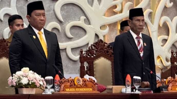 Ketua DPRD Kalteng Arton S Dohong saat melkasanakan rapat paripurna ke-22 masa Sidang III tahun 2025.