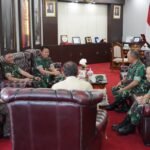 Ketua DPRD Kalteng Arton S Dohong di dampingi Wakil Ketua I Riska Agustin saat menerima kunjungan Pangdam XXII/Tambun Bungai, beberapa waktu lalu.