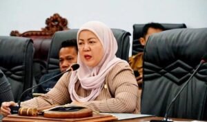 Henny Rosgiaty Rusli