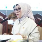 Ketua Komisi II DPRD Kalimantan Tengah (Kalteng), Siti Nafsiah, mengungkapkan adanya informasi bahwa masih banyak perusahaan besar swasta (PBS) di sektor pertambangan yang diduga belum melaksanakan kewajiban reklamasi atau menutup kembali lubang bekas galian tambang.