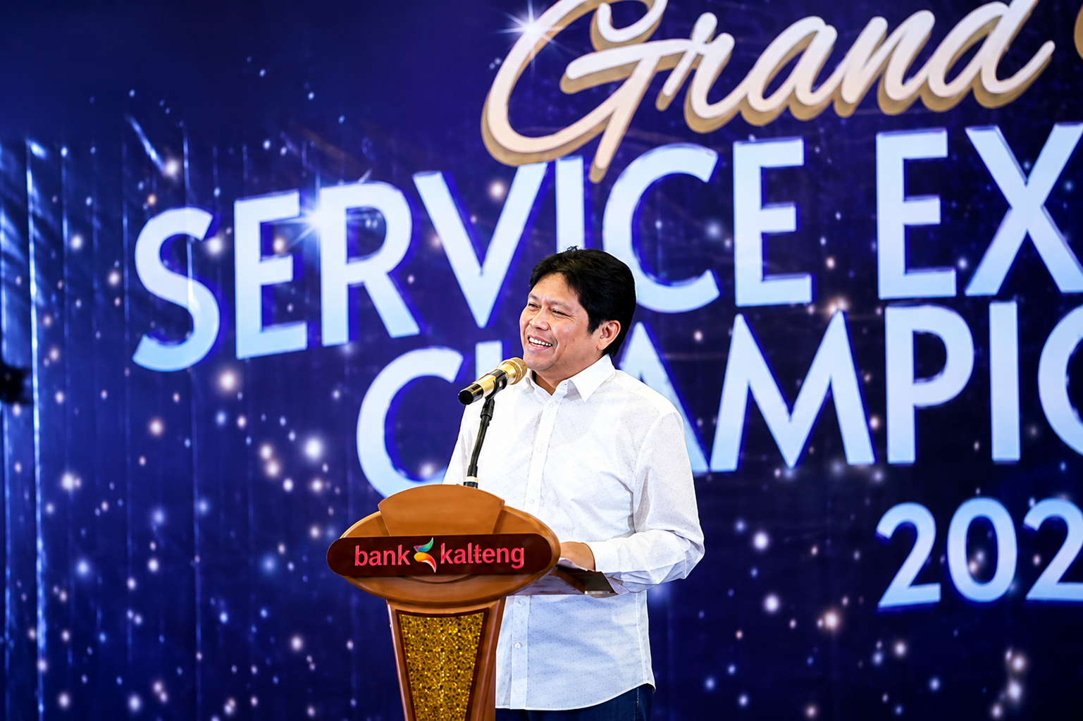Direktur Utama Bank Kalteng, Maslipansyah saat memberikan sambutan dalam acara Service Excellence Championship (SEC) 2026, pada Sabtu (20/6) di Palangka Raya.