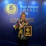 Direktur Utama Bank Kalteng, Maslipansyah, saat menerima penghargaan Bisnis Indonesia Awards (BIA) 2026 sebagai Bank Pembangunan Daerah (BPD) Terbaik Kategori Aset Rp20 Triliun–Rp40 Triliun, Kamis (2/7) di Jakarta.