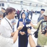 Ketua DPRD Barito Utara Mery Rukaini saat diwawancarai awak media usai pelantikan pejabat eselon II, III dan IV, Senin (4/5).