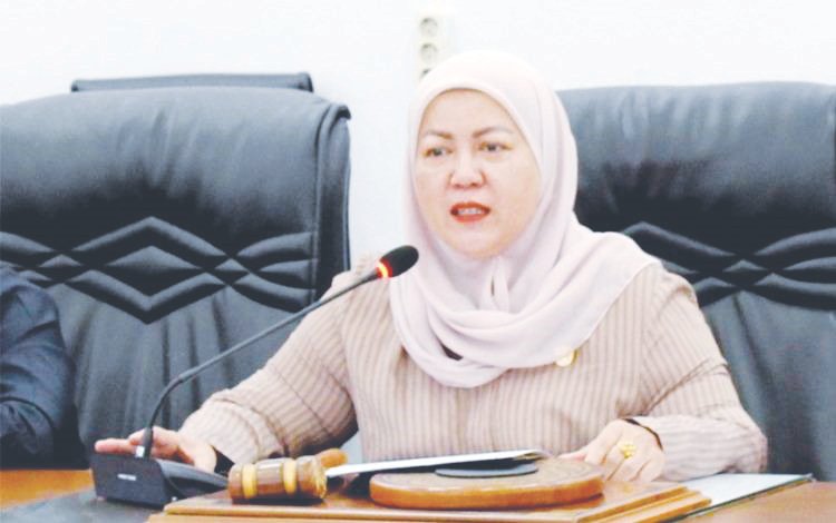 Henny Rosgiaty Rusli