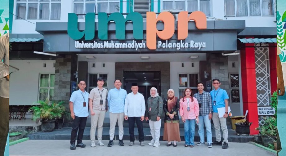 Manajemen Bank Kalteng foto bersama jajaran Universitas Muhammdiyah Palangka Raya (UMPR) saat menjajaki rencana pembiayaan Mahasiswa ASN yang kuliah di kampus tersebut, Jumat (28/8/2026).