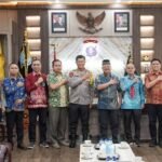 Tim Asistensi pusat studi Kepolisian STIK-PTIK Lemdiklta Polri saat foto bersama Kapolda Kalteng.