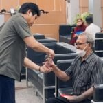 Direktur Utama Bank Kalteng, Maslipansyah saat menyapa dan berinteraksi langsung dengan nasabah sekaligus mendengarkan berbagai masukan terkait pelayanan perbankan, pada hari pelanggan nasional 2026, Jumat (4/9/2026).